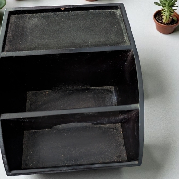 Compact Charging Station Black Wooden (EUC) - Picture 2 of 8